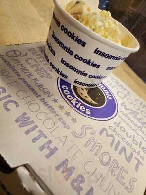 Insomnia Cookies