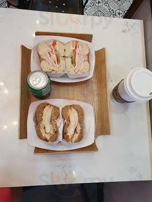 Pick A Bagel On Third