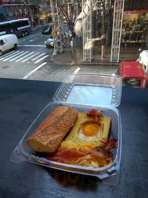 Smiler's Gourmet Salad And Deli