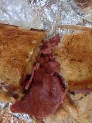 Smiler's Gourmet Salad And Deli