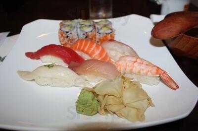 Guzan Japanese Cuisine & Bar