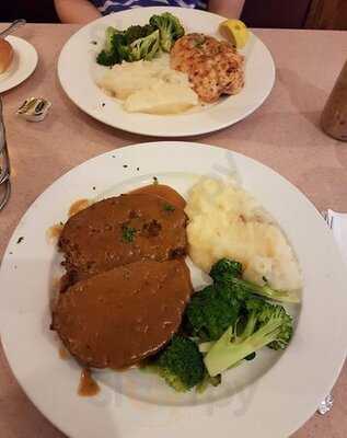 Three Guys Restaurant