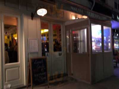 Serena's Wine Bar & Cafe