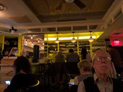 Serena's Wine Bar & Cafe