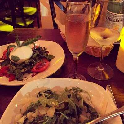 Serena's Wine Bar & Cafe