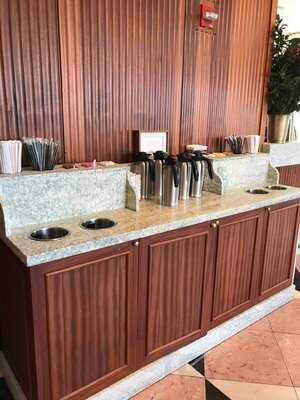 Sant Ambroeus Coffee Bar At Sotheby's