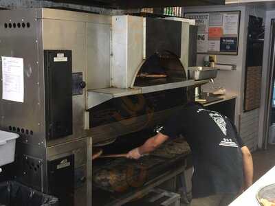 Made In New York Pizza