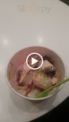 Yogurtland Ladera Heights