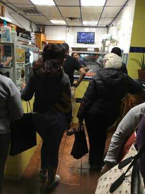 Elsa La Reina Del Chicharron