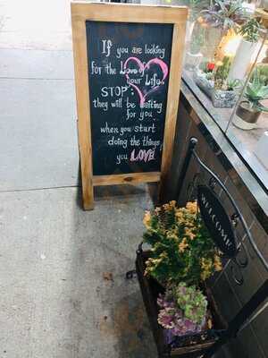 Remi Flower & Coffee