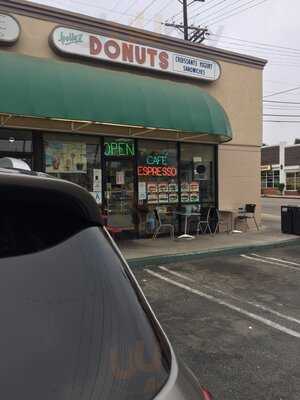 Holly's Donuts