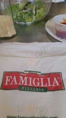 Famous Famiglia Pizzeria