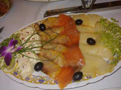 Kashtan Russian Deli And Restaurant