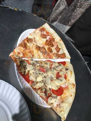 99 Cent Fresh Pizza Villa Cafe