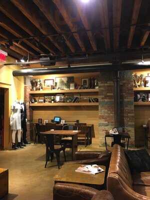 Brooks Brothers Red Fleece Cafe