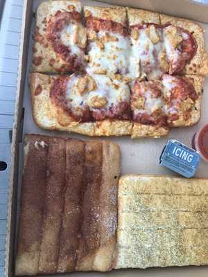 Pizza Hut Delivery & Wings