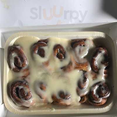 Pizza Hut Delivery & Wings