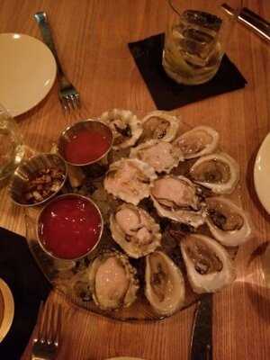 Wahi Oyster Bar & Restaurant
