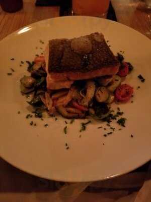 Wahi Oyster Bar & Restaurant