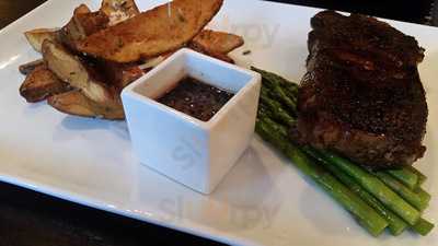 Madison Square Tavern