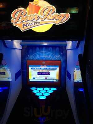 Two Bit's Retro Arcade