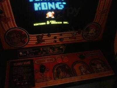 Two Bit's Retro Arcade