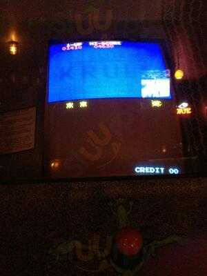 Two Bit's Retro Arcade