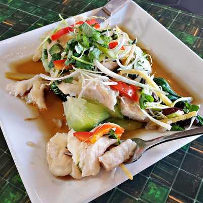 Cool Basil Thai Bistro