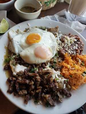 Los Cantaritos Grill