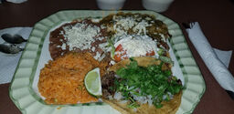 Los Cantaritos Grill