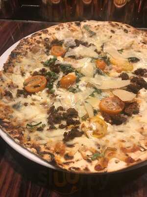 The Stinger Cocktail Bar & Kitchen