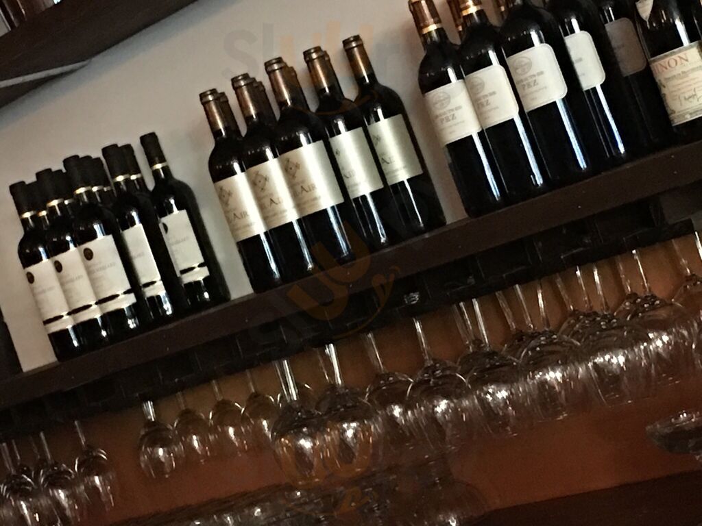 Gomi Korean Wine Bar