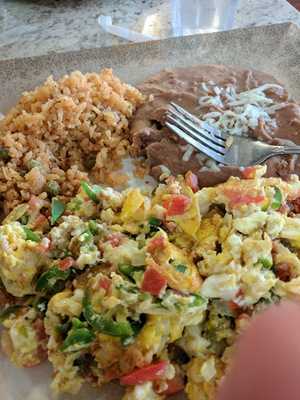 El Puerto Mariscos & Grill