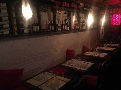 Pierre Loti Wine Bar