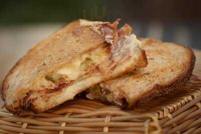 Table Green & Table Green Cafe