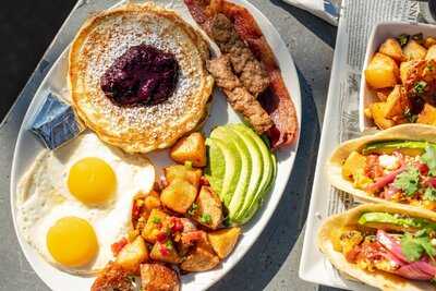 Ivanhoe Restaurant & Bar