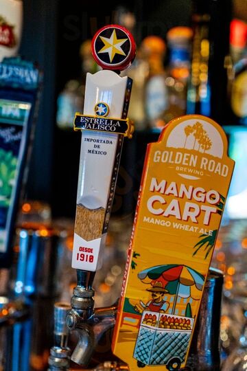 Ivanhoe Restaurant & Bar