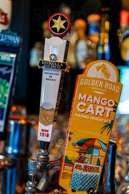 Ivanhoe Restaurant & Bar