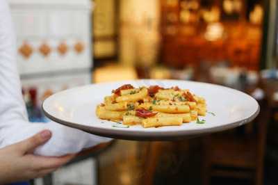 Naples 45 Ristorante E Pizzeria