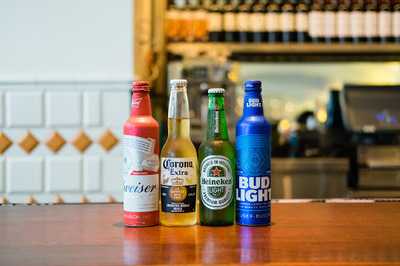 Naples 45 Ristorante E Pizzeria