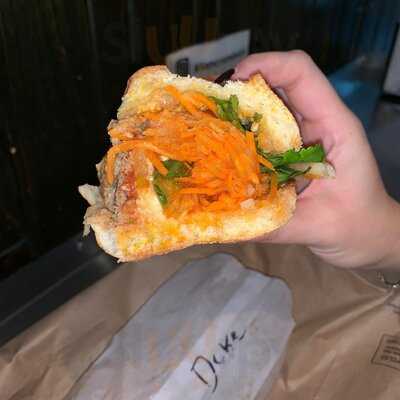 Xe May Sandwich Shop