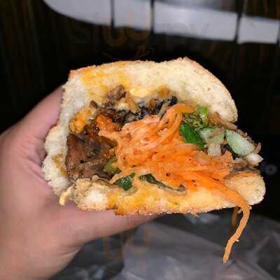 Xe May Sandwich Shop