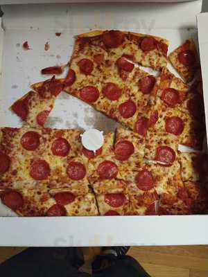 Papa T's Pizza And Ribs