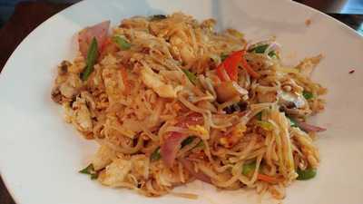 Empire Sushi & Asian Cuisine