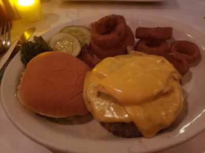 Churchill's Restaurant And Bar