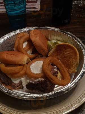 Churchill's Restaurant And Bar