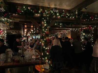 Churchill's Restaurant And Bar