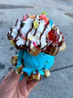 Little Tokyo Ice Cream & Yogurt Dell