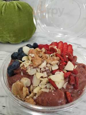 Lyfeping Tribeca Juice And Smoothie Station