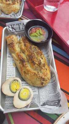 Social Drink And Food